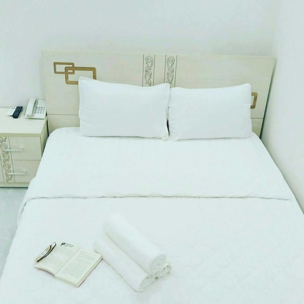 Jiny Tran Hotel Duong Dong  Exterior foto